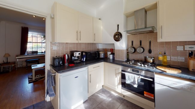 184 Wulfstan Street, Shepherds Bush, London, W12 0AD 1