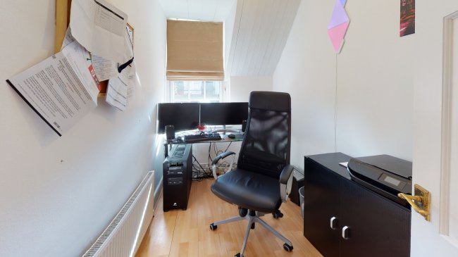 184 Wulfstan Street, Shepherds Bush, London, W12 0AD 1