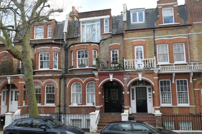 Top Floor Flat, 4 Crookham Road, Fulham, London SW6 4EQ
 5