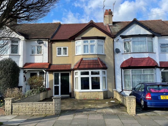 166 Huxley Road, Edmonton, London N18 1LE
 1