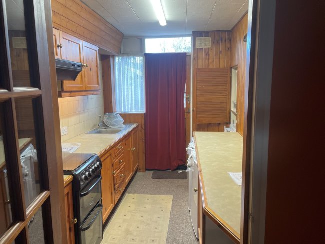 166 Huxley Road, Edmonton, London N18 1LE
 1