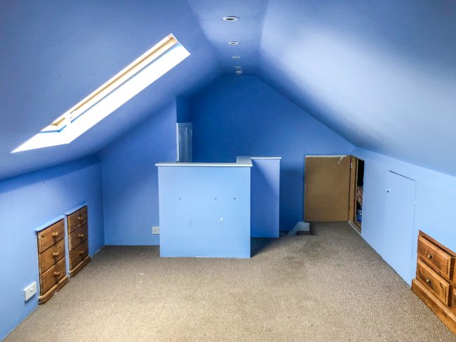 21 Bushway, Dagenham, Essex RM8 3XH
 4