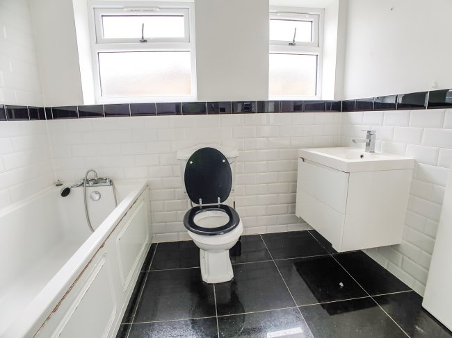 26 Southwell Grove Road, London, E11 4PP
 10