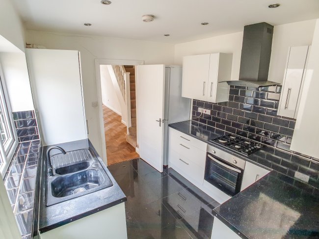 26 Southwell Grove Road, London, E11 4PP
 10