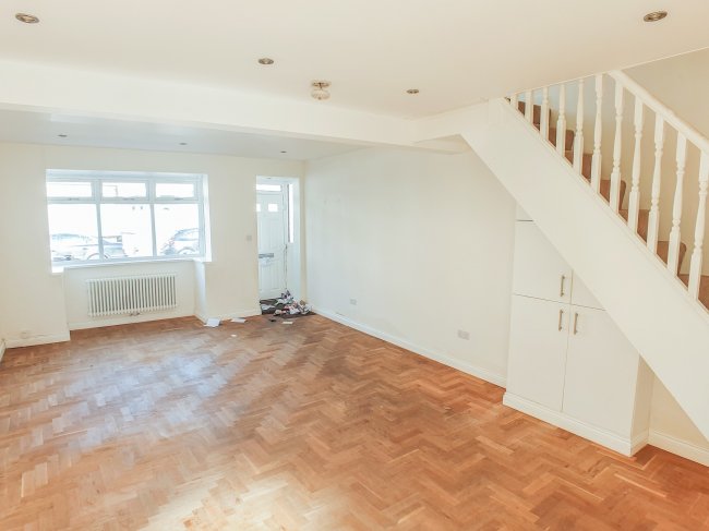 26 Southwell Grove Road, London, E11 4PP
 10