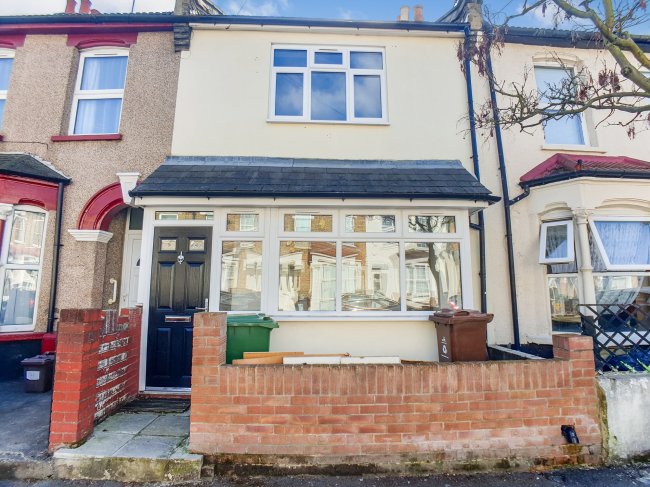 26 Southwell Grove Road, London, E11 4PP
 10