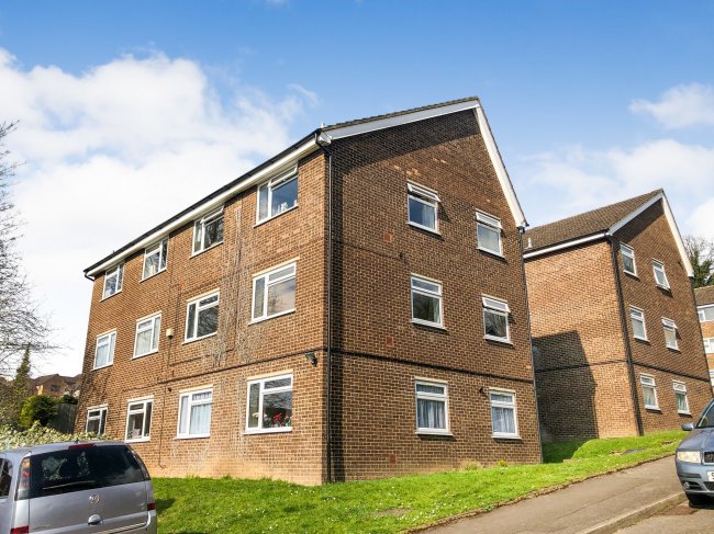 Flat 6 Broddick House, Brambleside, High Wycombe, Buckinghamshire, HP11 1JY 3