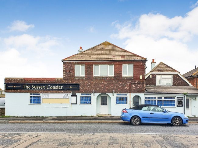 The Sussex Coaster, 82 South Coast Road, Peacehaven, East Sussex BN10 8SJ
 2
