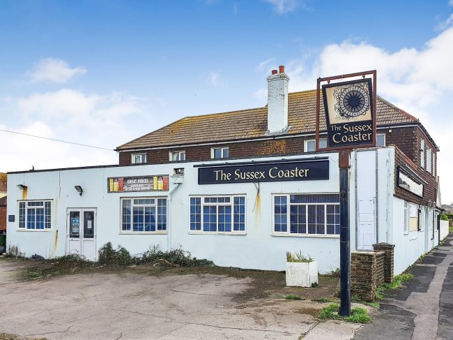 The Sussex Coaster, 82 South Coast Road, Peacehaven, East Sussex BN10 8SJ
 2