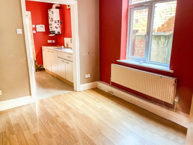 72A Flaxley Road, Selby, YO8 4BW
 7