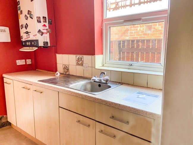 72A Flaxley Road, Selby, YO8 4BW
 7