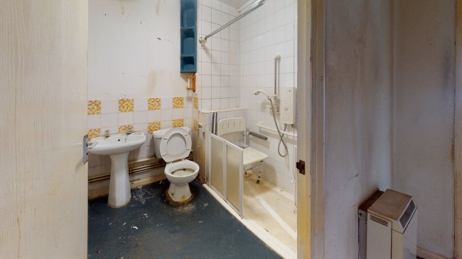 28B Northiam Street, Hackney, London E9 7HQ
 9