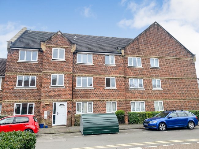 28B Northiam Street, Hackney, London E9 7HQ
 9