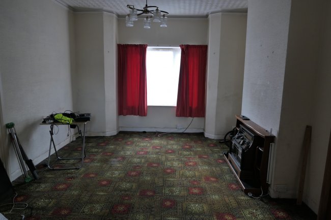 39 Ivydale Road, Nunhead, London SE15 3DR
 9