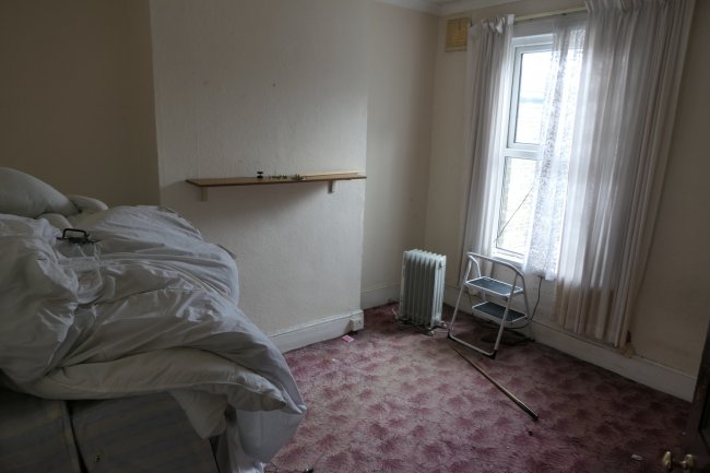 39 Ivydale Road, Nunhead, London SE15 3DR
 9