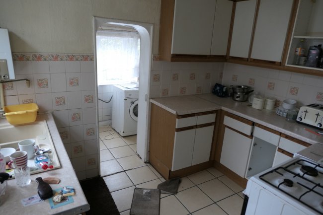 39 Ivydale Road, Nunhead, London SE15 3DR
 9