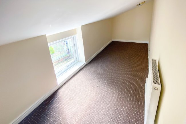 90 Woodside, Witton Park, Durham DL14 0DS
 2