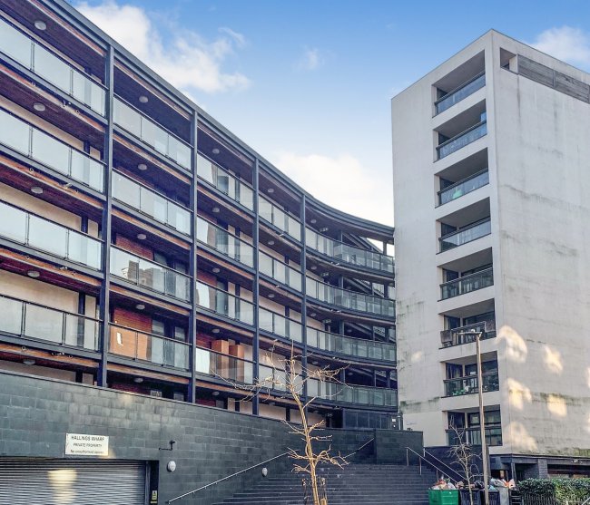 78 Hallings Wharf Studios, 1 Channelsea Road, Stratford, London, E15 2SX
 4