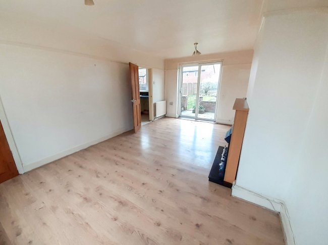 98 Borrowdale Road, Middleton, Manchester, M24 5QG
 2