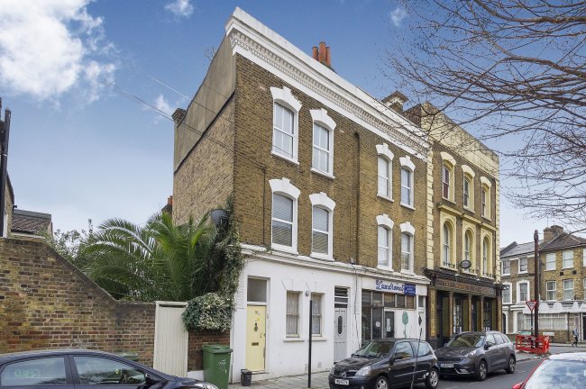 19 Combermere Road, Ferndale, London, SW9 9QS 9