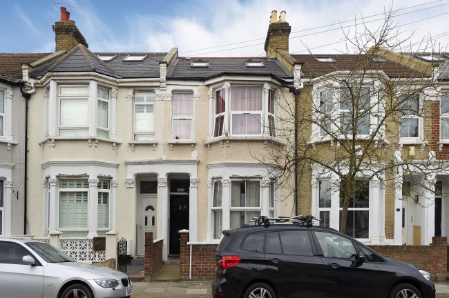 36 Graveney Road, Tooting, London, SW17 0EQ 
 9