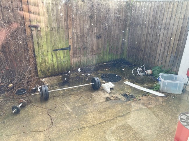 97 Graveney Road, Tooting, London, SW17 0EJ
 5