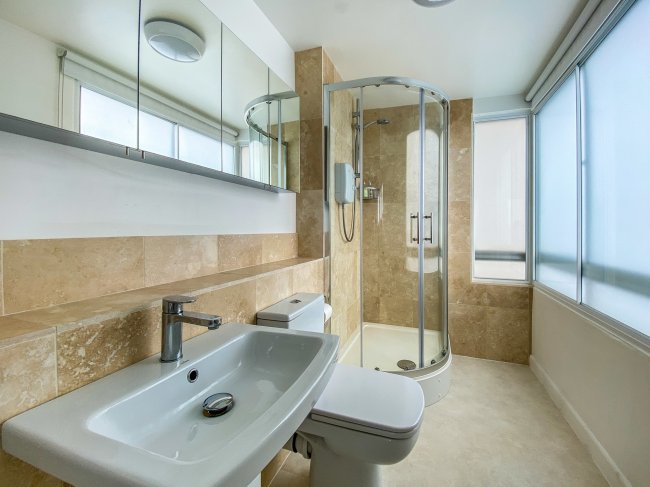 Suite 5, Elizabeth Wheeler House, 19 The Mall, Bromley, BR1 1TT 7