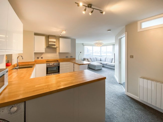 Suite 5, Elizabeth Wheeler House, 19 The Mall, Bromley, BR1 1TT 7