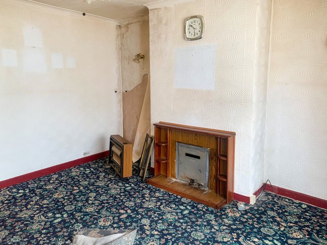 29 Trust Road, Manchester M18 7PH
 3