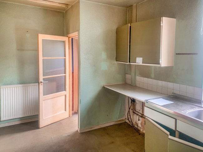 29 Trust Road, Manchester M18 7PH
 3