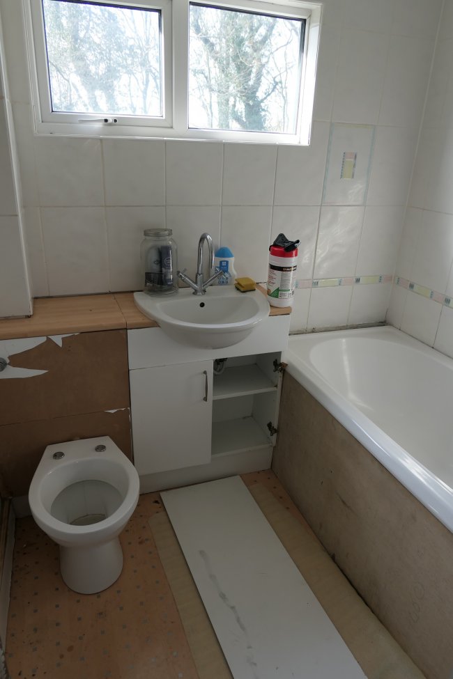 14 Langdale Road, West Ifield, Crawley, West Sussex RH11 0SS
 2