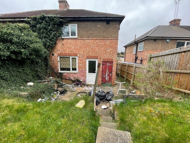 31 Astill Drive, Leicester, LE4 2PB
 7