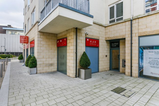 19 Bentfield House, 26 Heritage Avenue, Hendon, London NW9 5GE
 3