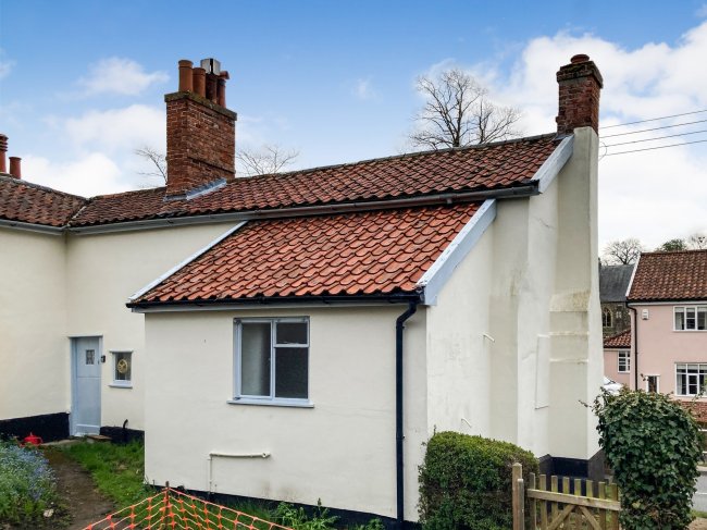 1 Assembly Villas, Hackney Road, Peasenhall, Saxmundham, Suffolk, IP17 2HW 4