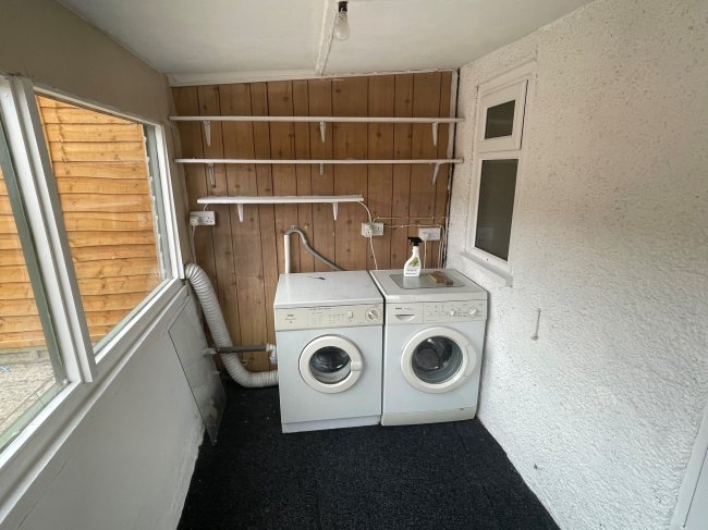 23 Brickfield Lane, Harlington, Hayes, Middlesex, UB3 5DY
 8