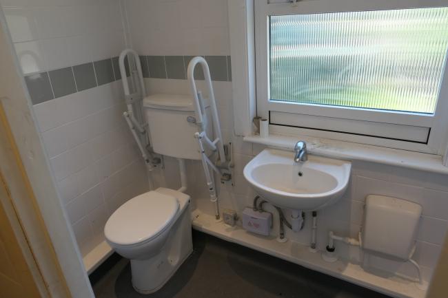 First Floor Flat, 9 Moffat Road, Tooting, London SW17 7EZ
 9