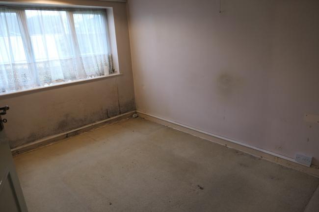 8 Springfield Court, Lynton Road, Acton, London W3 9EA
 7