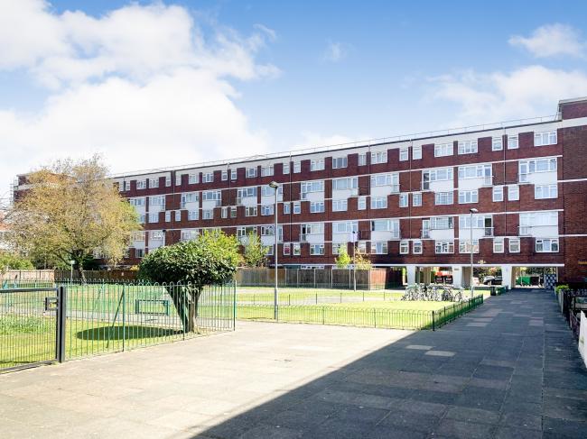 247 Fellow Court, Weymouth Terrace, Bethnal Green, London E2 8LL
 5