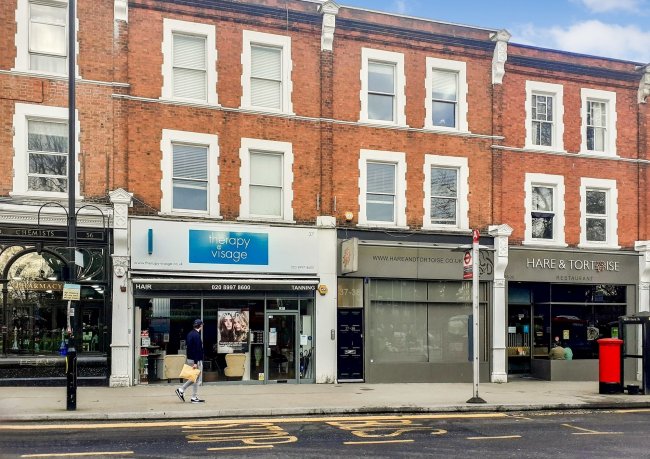 Flat 2, 37 - 38 Haven Green, Ealing, London W5 2NX
 7