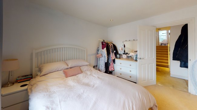 Flat 2, 37 - 38 Haven Green, Ealing, London W5 2NX
 7