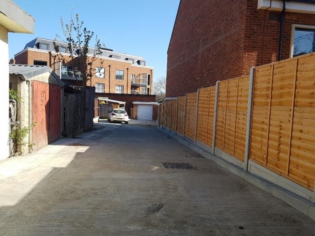 First Floor Flat, 110 Villiers Road, Surbiton, Surrey KT5 8BH
 6