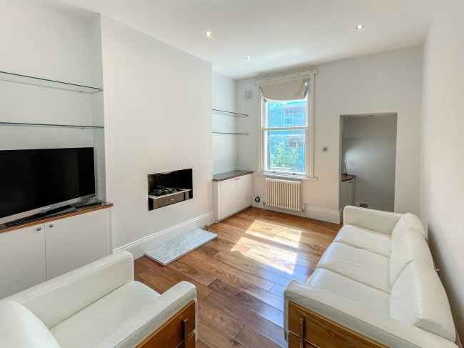 63B Fermoy Road, Maida Vale, London, W9 3NJ
 10