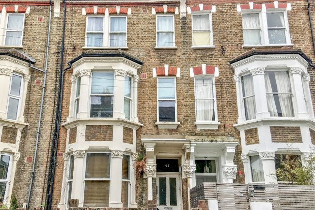 63B Fermoy Road, Maida Vale, London, W9 3NJ
 10