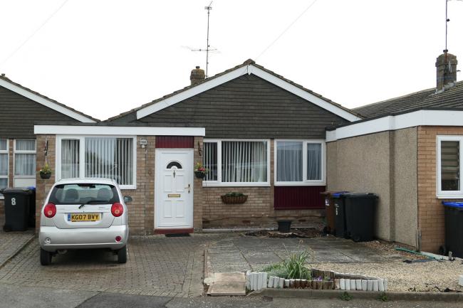 6 Lavant Walk, Northampton, Northamptonshire NN3 6EL  7