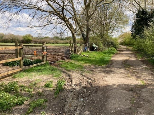 Land to the east of The Slade Witcham, Ely Cambridgeshire CB6 2LQ
 10