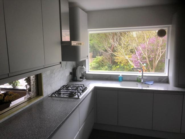 136 Biggin Hill, Upper Norwood, London SE19 3HP
 9