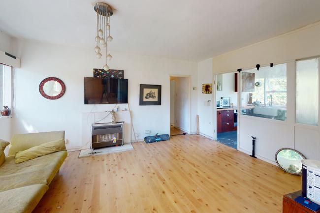 46 The Priory, Priory Park, Blackheath, London SE3 9UZ
 4