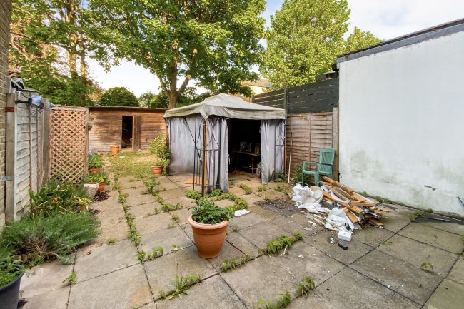 302 Trinity Road, Wandsworth, London SW18 3RG
 7