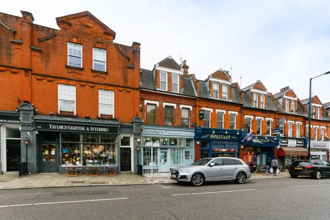 145 St Margarets Road, Twickenham, Middlesex TW1 1RG
 3