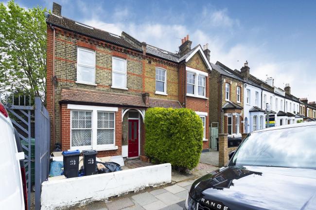 257 South Park Road, Wimbledon, London SW19 8RY 8